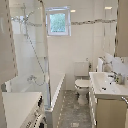 Appartement Beautifully Renovated With The Comforts Augsburg